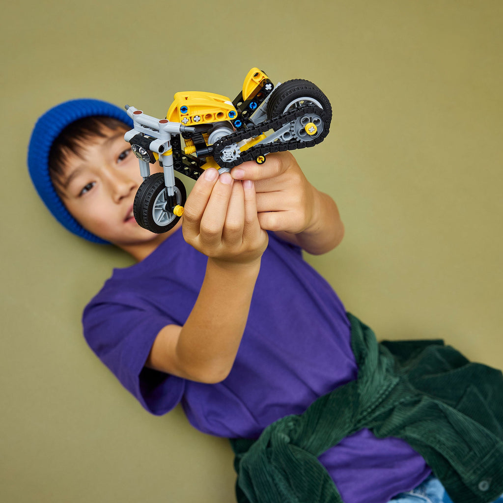 Moto Amarilla