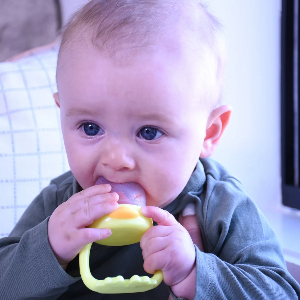 Chupete mordedor para fruta Pato