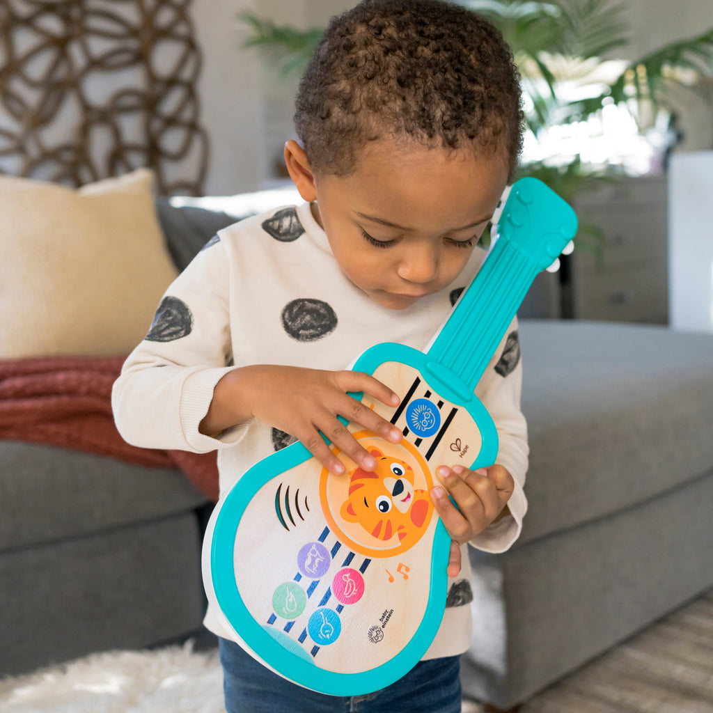 Magic Touch Ukelele canta y rasguea