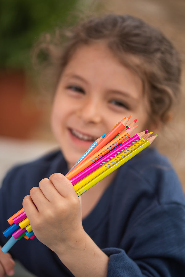 12 lápices de colores fluorescentes - positividad